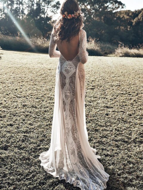 Linda – Fall Long Sleeve Lace Backless Dress | FASHILYX