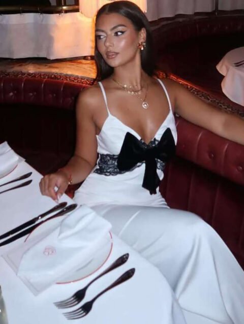 Luna – Sexy V‑Neck Backless Bow Slim Dress