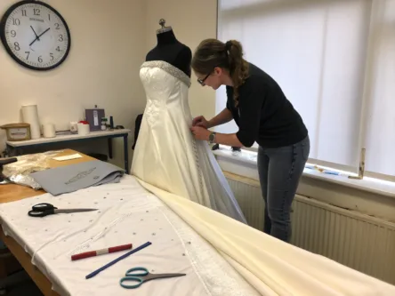 how long does it take to alter a wedding dress fashilyx