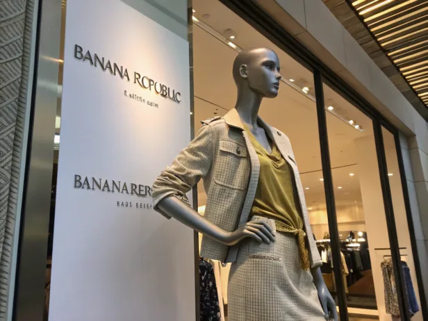is banana republic fast fashion