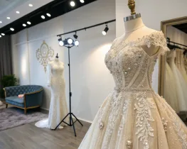 how much is a custom wedding dress fashilyx