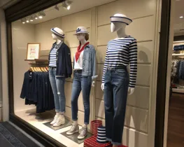 is old navy fast fashion